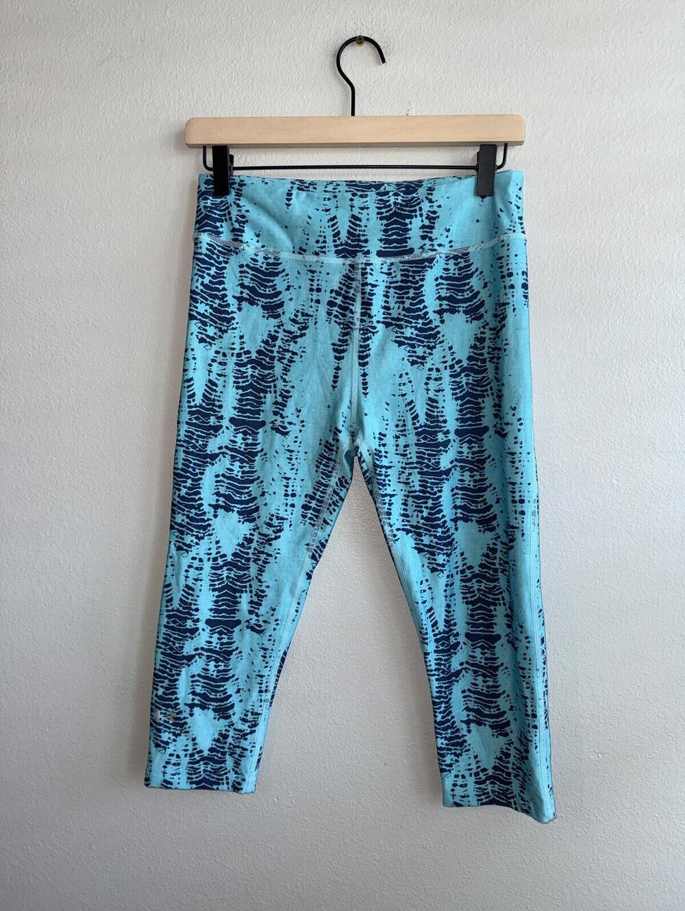 Under Armour HeatGear Compression Capri Leggings Blue Print Women's Medium